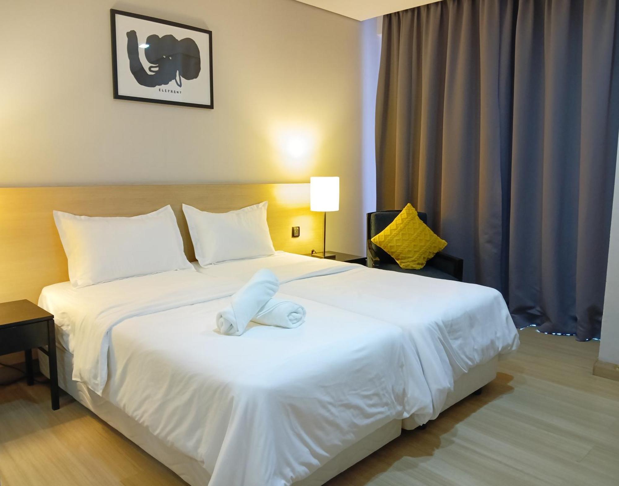 The Straits Suites By Ciconia Malacca Exterior photo